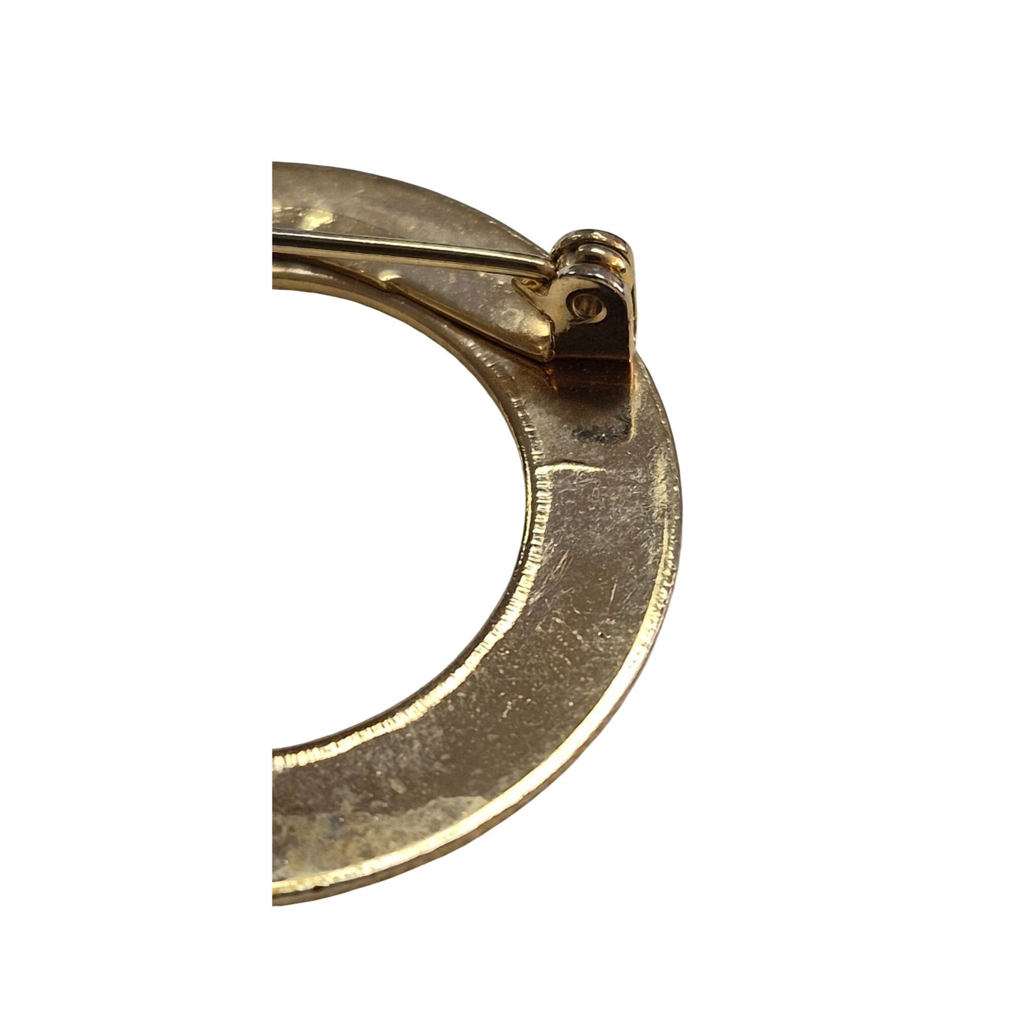 Vintage Gold-Tone Circle Brooch Ribbed Texture Pin