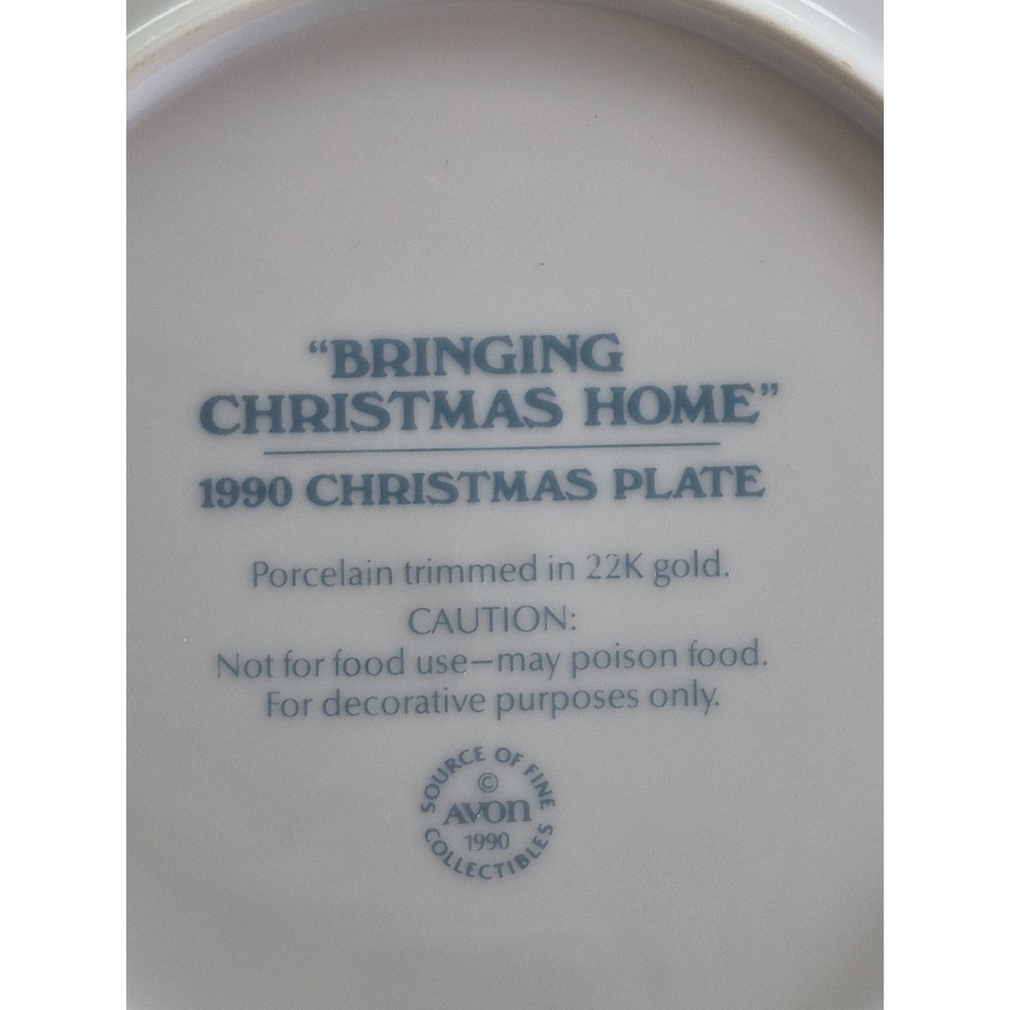 Avon 1990 Christmas Plate "Bringing Christmas Home" Porcelain 22K Gold Trim Decorative Collectible