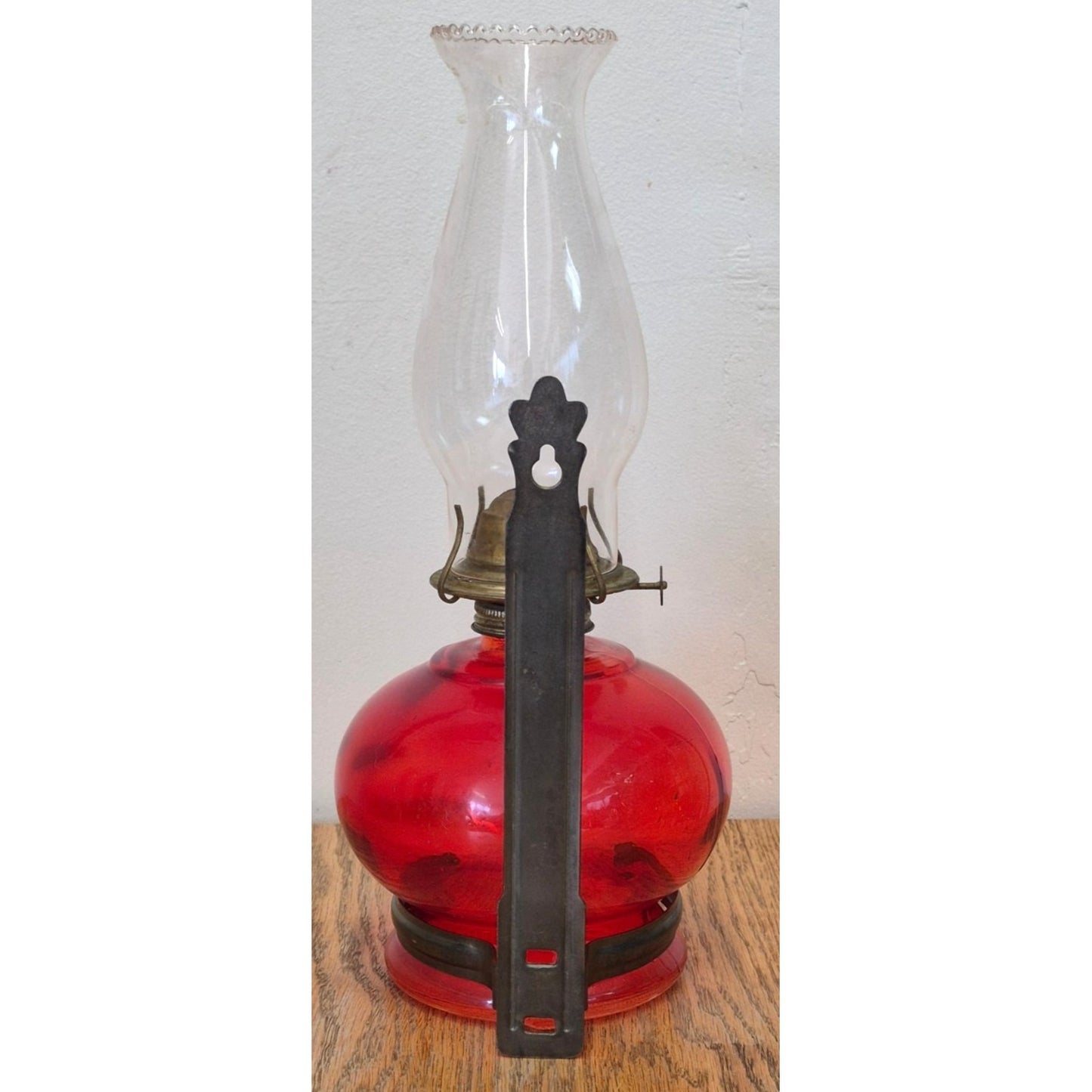 P & A Dorset Thomaston CT Hurricane Oil Lamp Wall Bracket