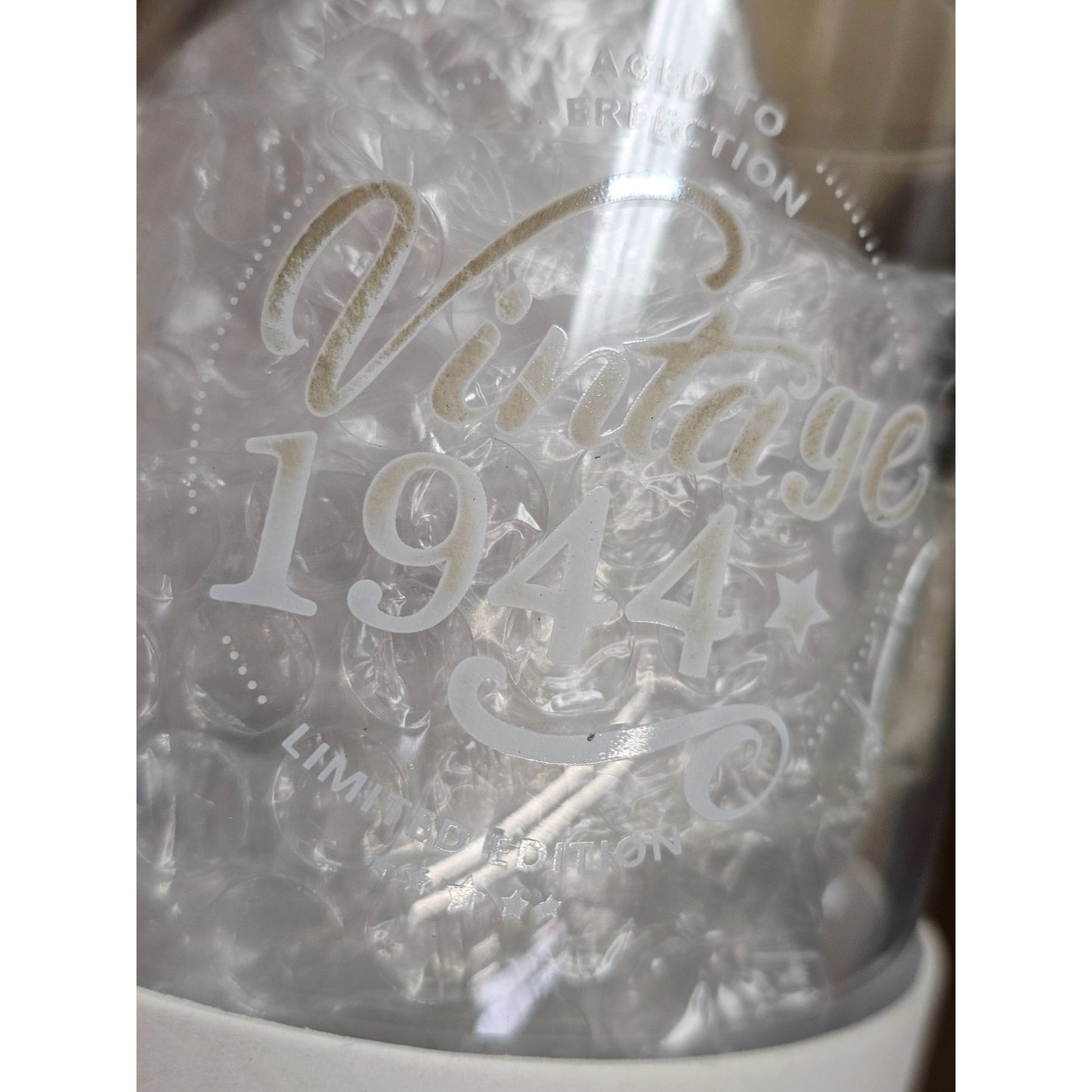 1944 Stemless Wine Glass