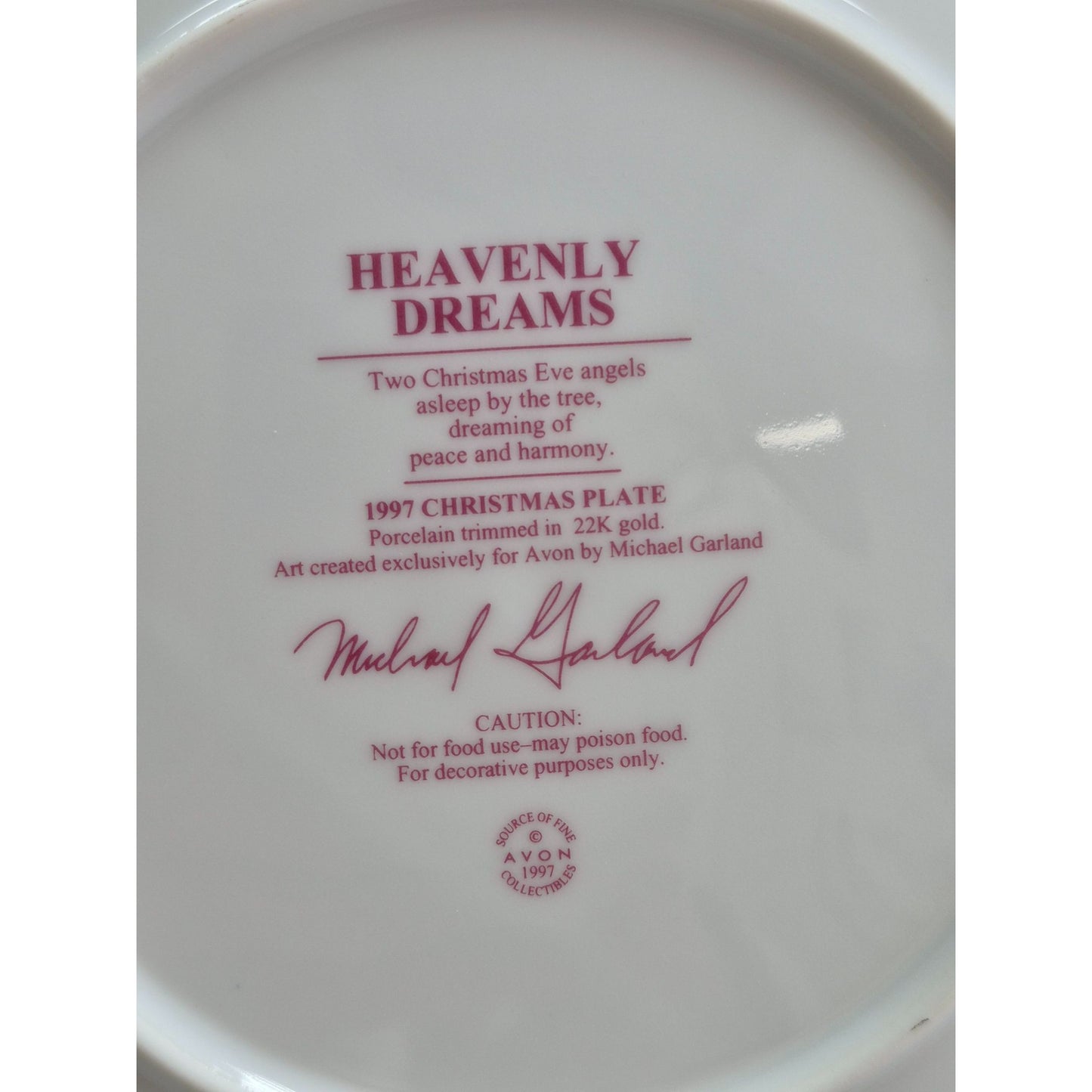 1997 Avon Heavenly Dreams Christmas Plate by Michael Garland 22K Gold Trim Decorative Collectible