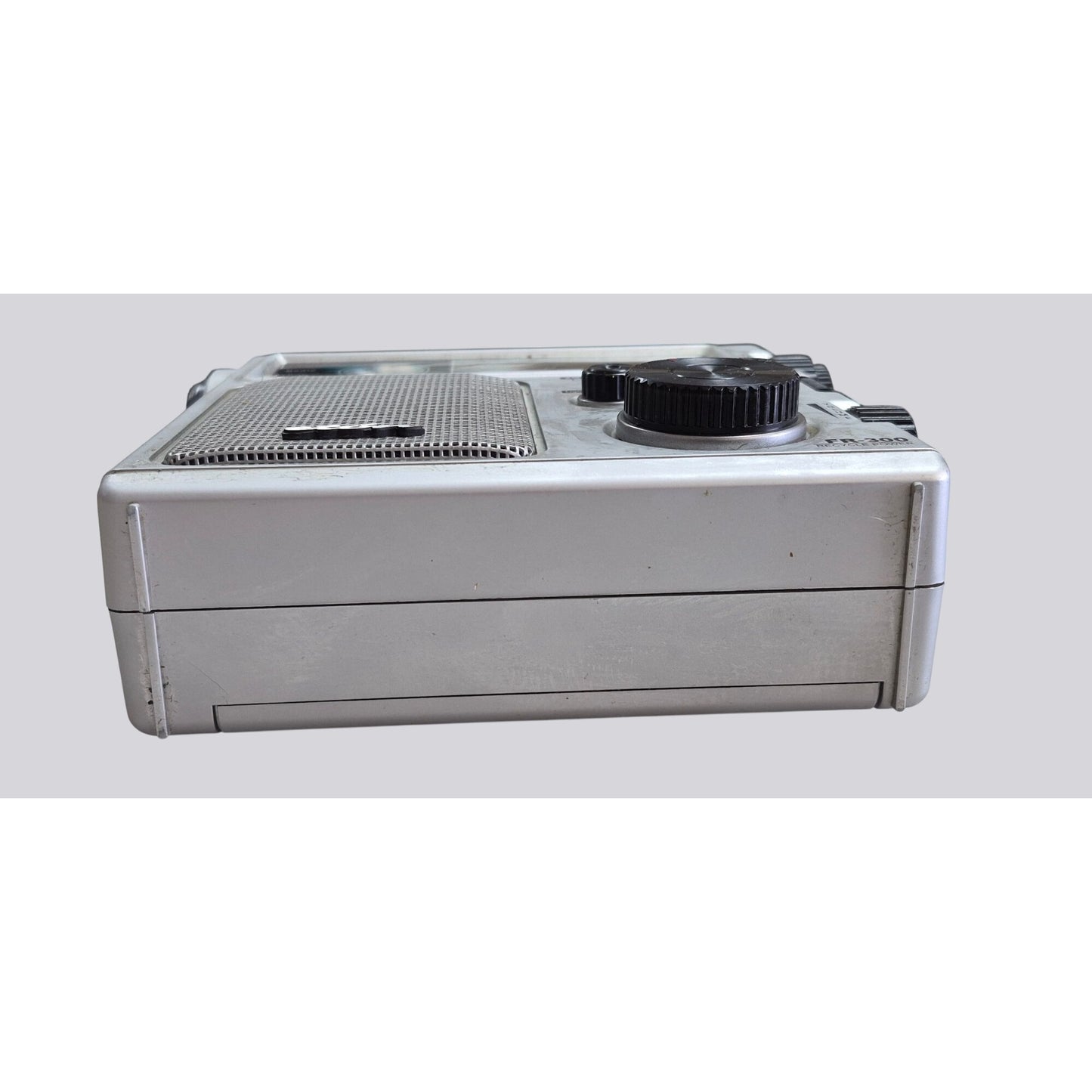 Eton FR300 Crank American Red Cross Emergency Weather Radio Tested