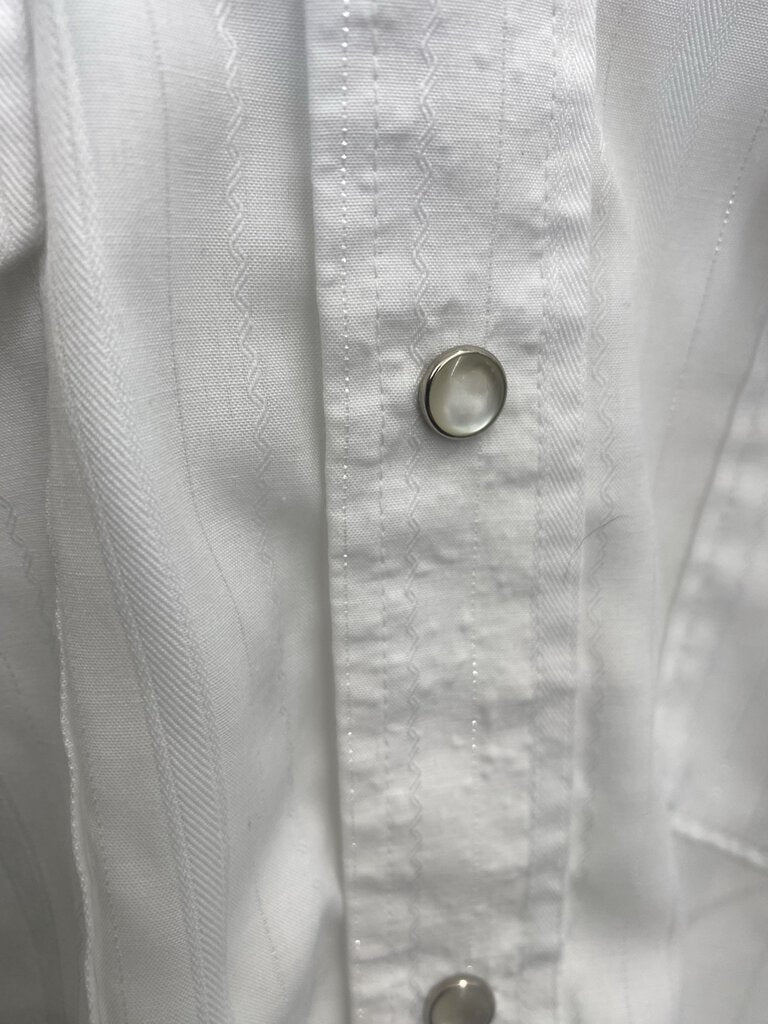Northern Plains White Pearl Snap Dress Shirt Men Size L 16.5 x 35