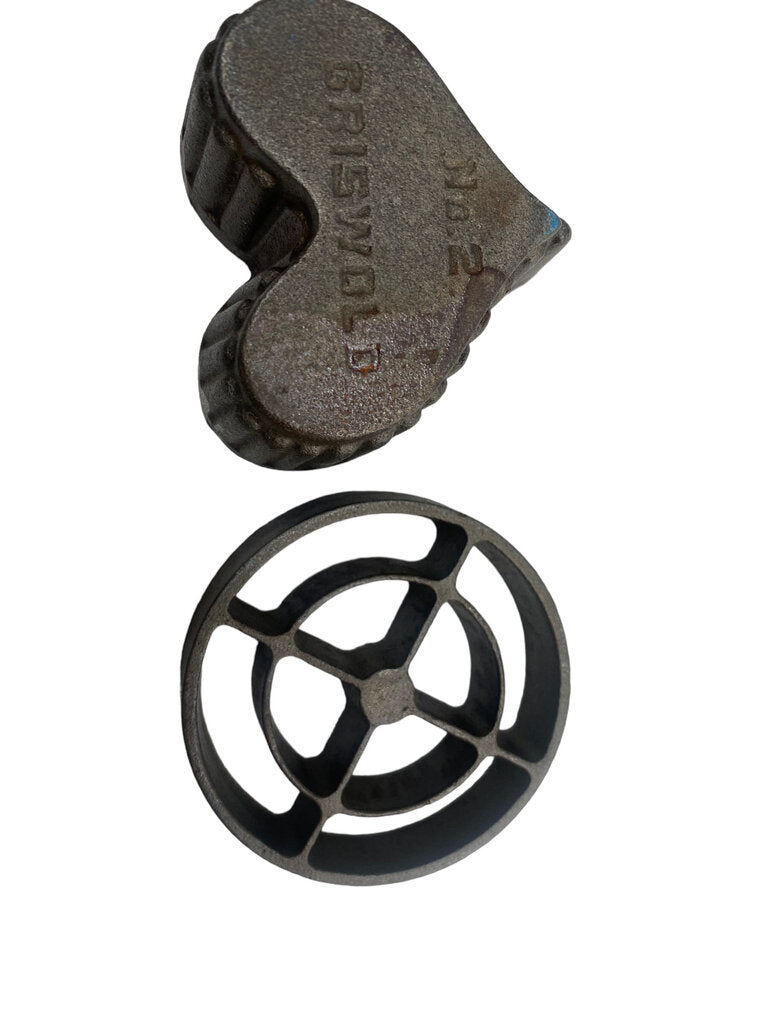 VINTAGE Griswold Cast Iron Paddy Molds