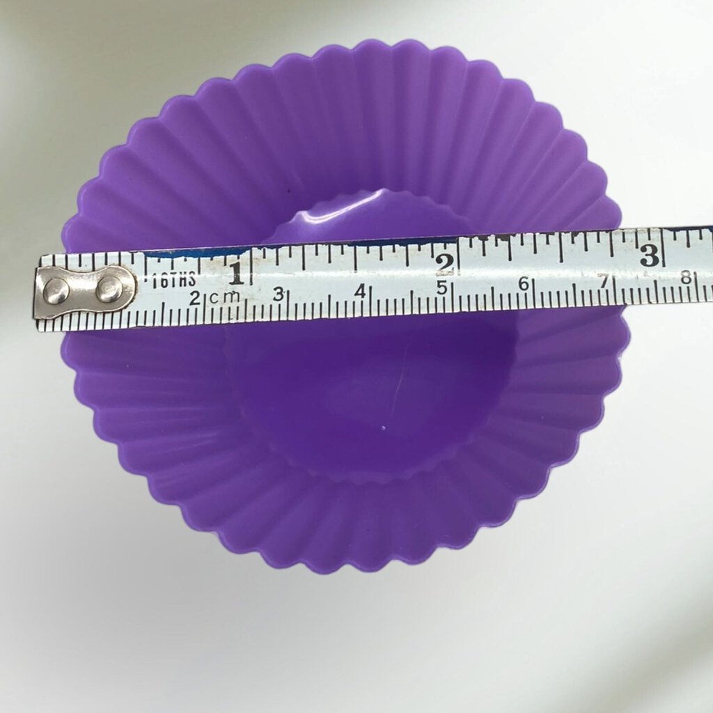 12 Silicone Cup Cake Liners Purple