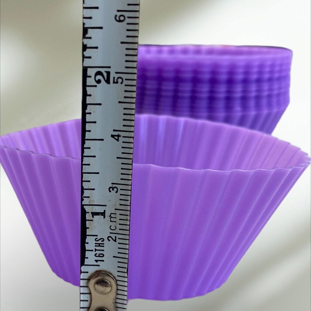 12 Silicone Cup Cake Liners Purple