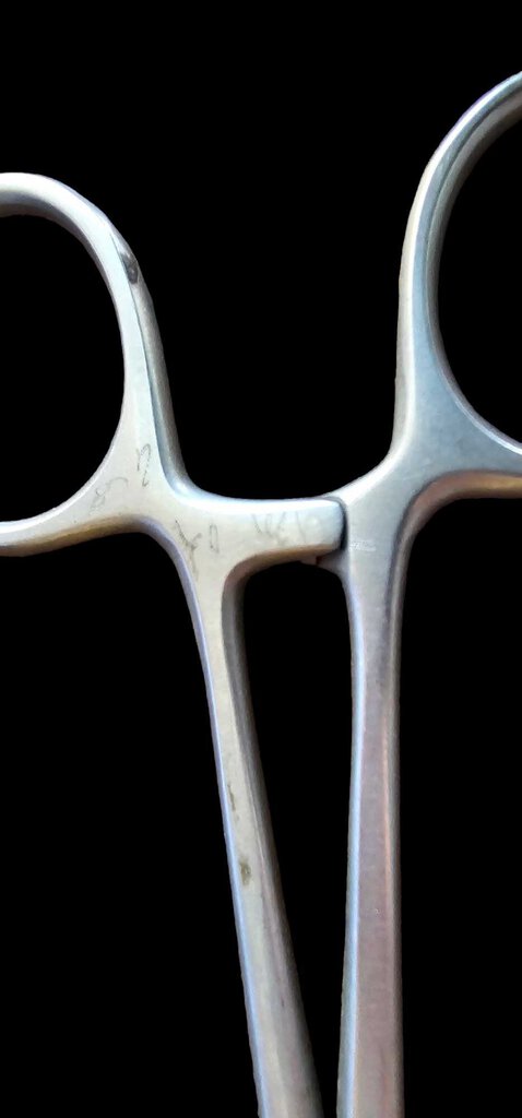 V. Mueller SU 2905 Backhaus Sharp Towel Forceps Angled Surgical 5-1/2"