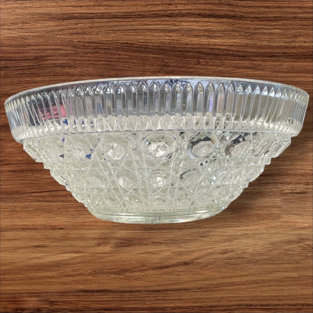 Indiana Glass Windsor Diamond Cut Hexagon Button Crystal Glass Bowl 10.5" Diameter