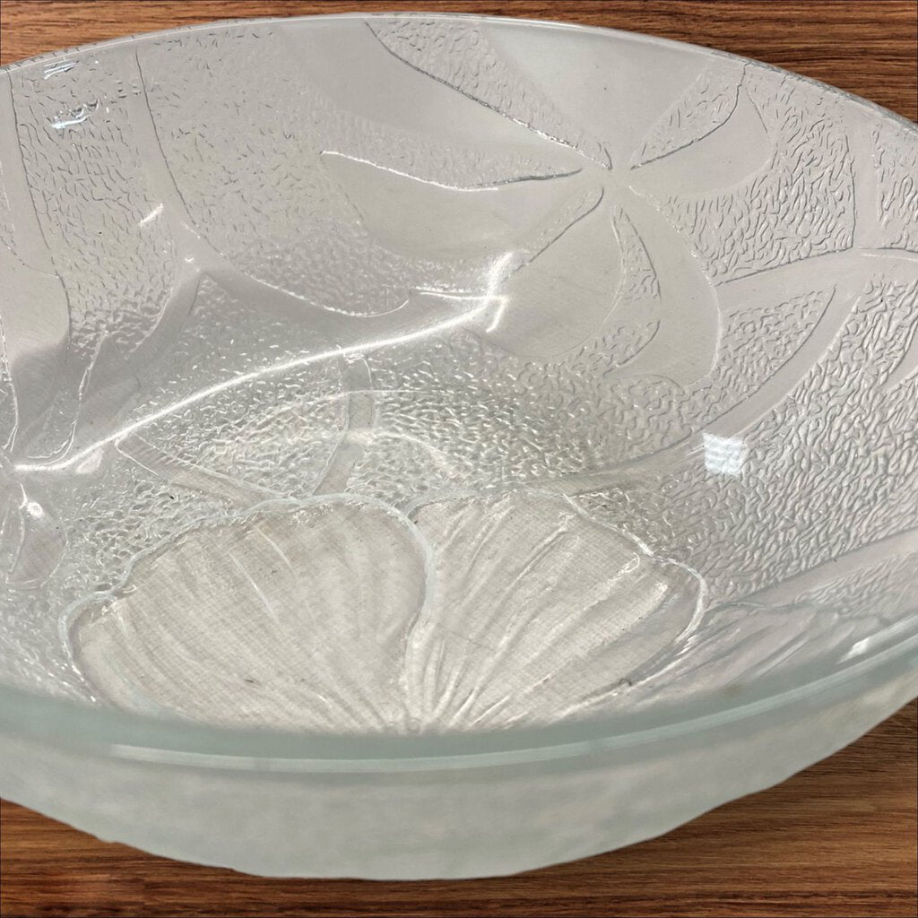 Textured Hibiscus Flower and Leaves Soup Salad Bowl Clear Glass 6.5" Diameter
