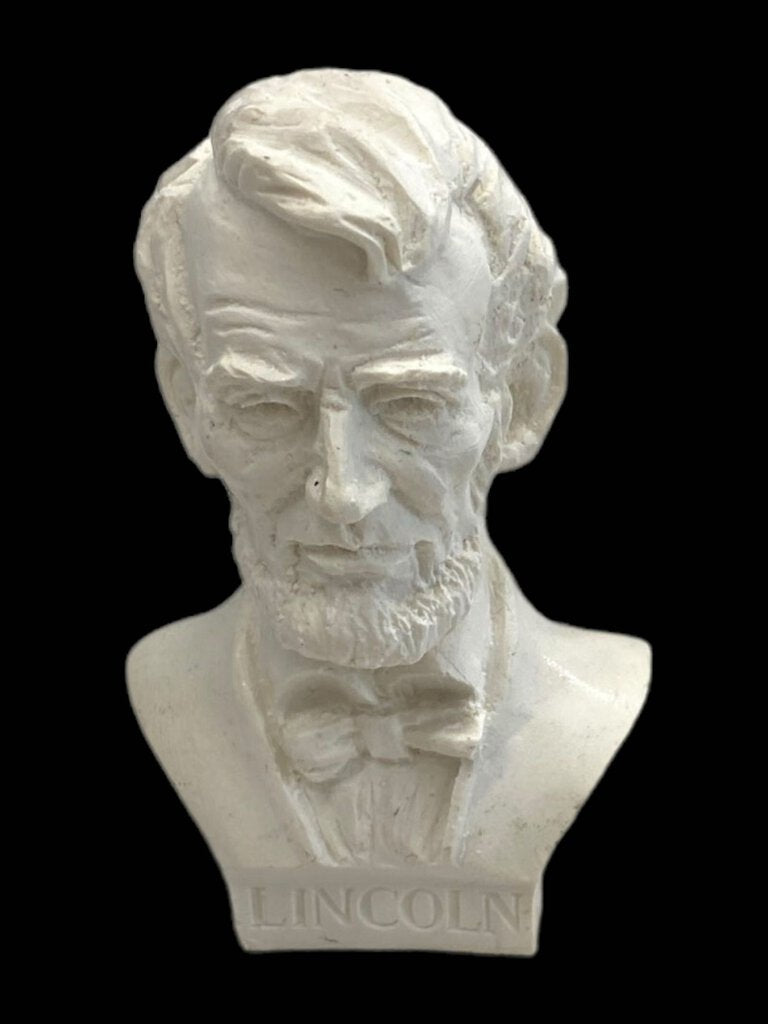 USA President Abraham Abe Lincoln Resin Statue Figurine