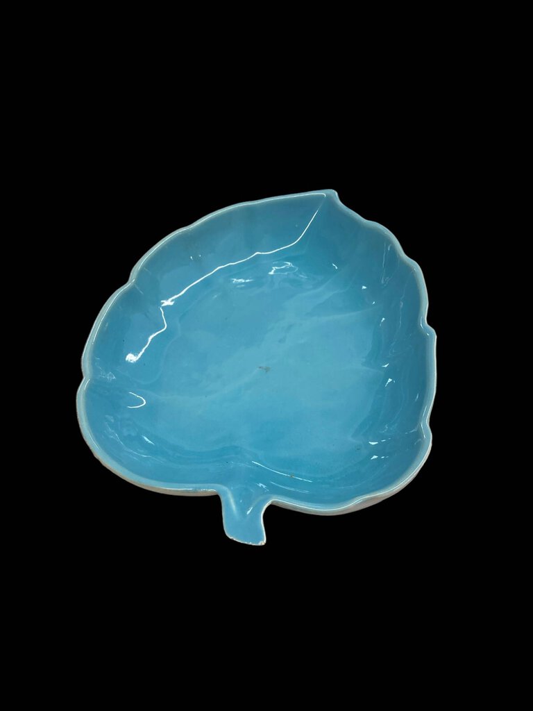 Vintage Pottery Light Blue/cream leaf shaped bowl