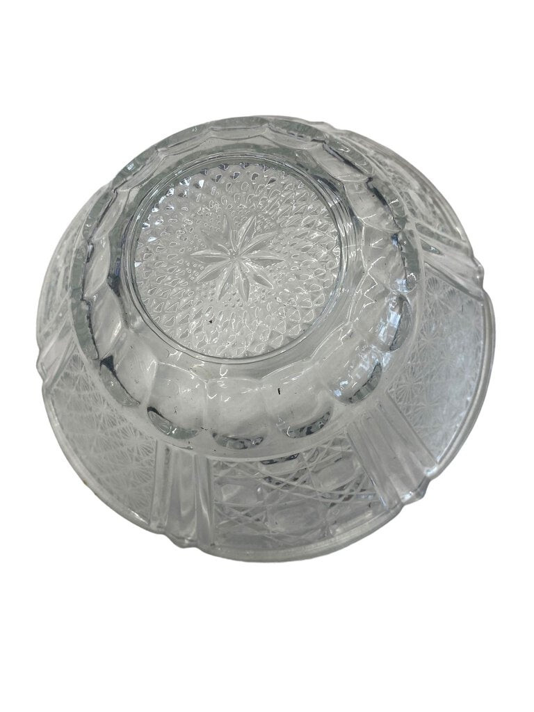 Vintage Clear Glass Lattice Daisy Bowl