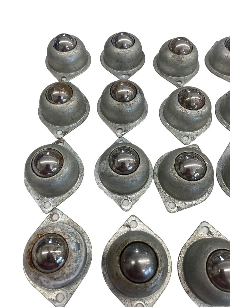 19 Ball Round Casters
