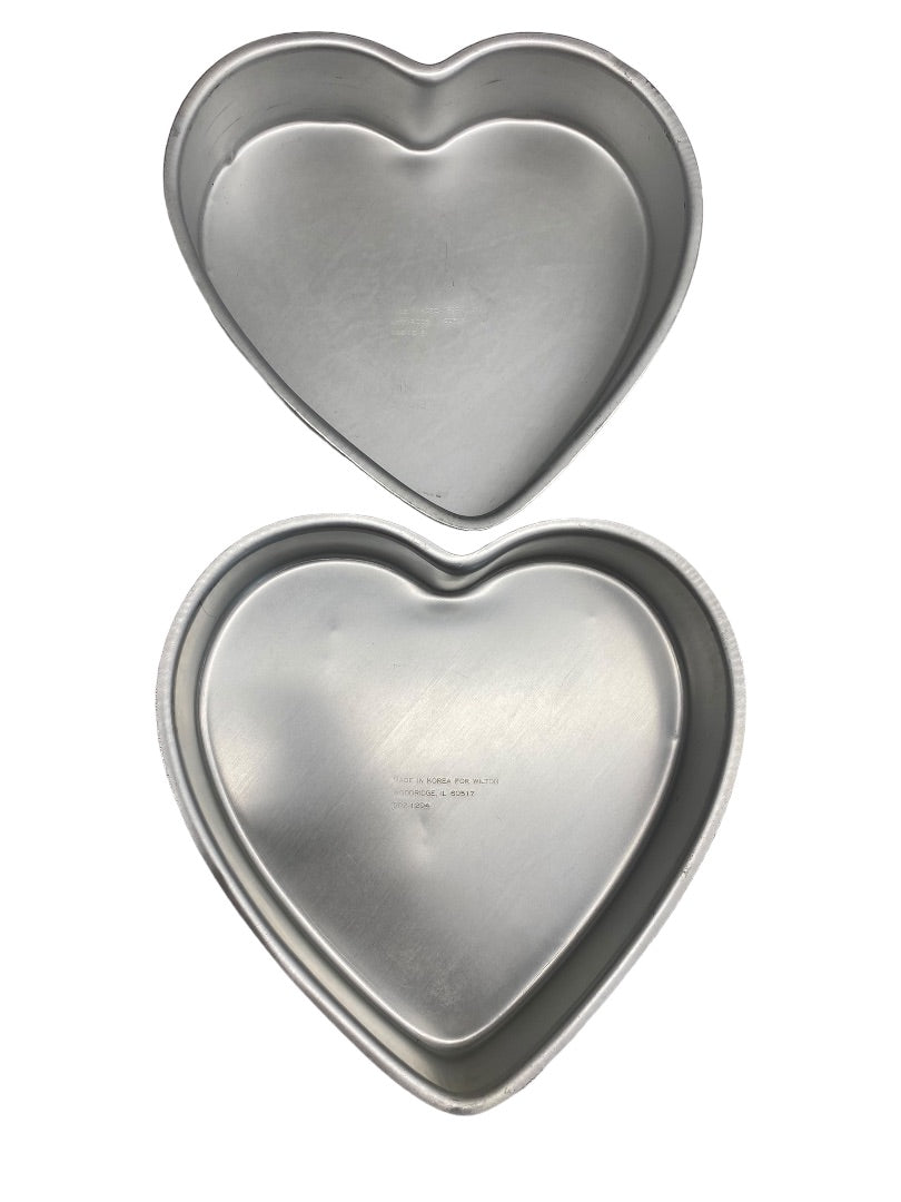 Wilton Heart Shaped Baking Pan 9" Set Of 2