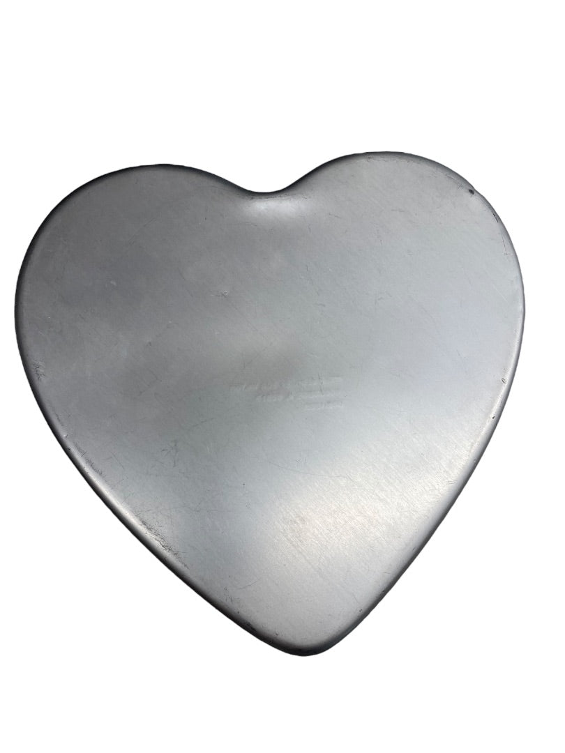 Wilton Heart Shaped Baking Pan 9" Set Of 2