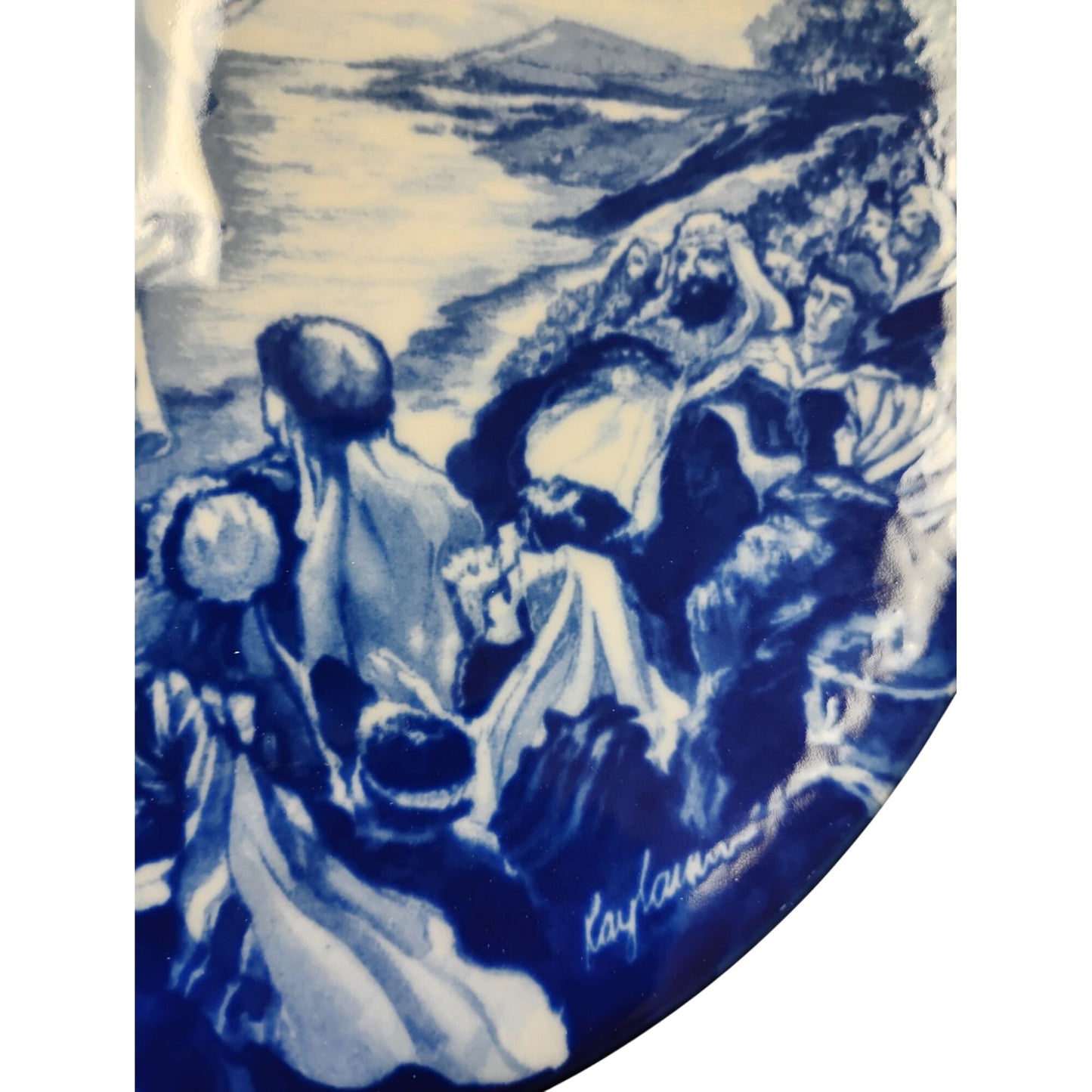 "Jesus Feeds The Multitude" Avon 1993 Decorative Collector Plate Blue & White Design Not For Food Use