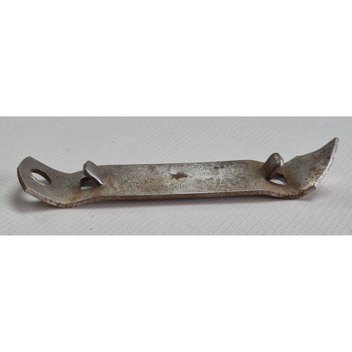 Kingsbury Swing to King Church Key Bottle Opener Can Pry