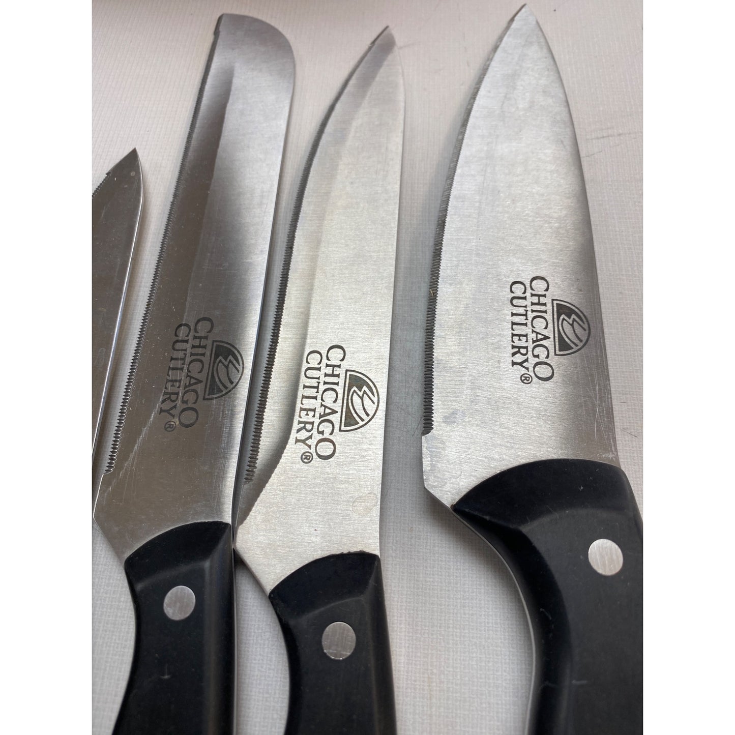 Chicago Cutlery 8-Piece Knife Set With Wood Block