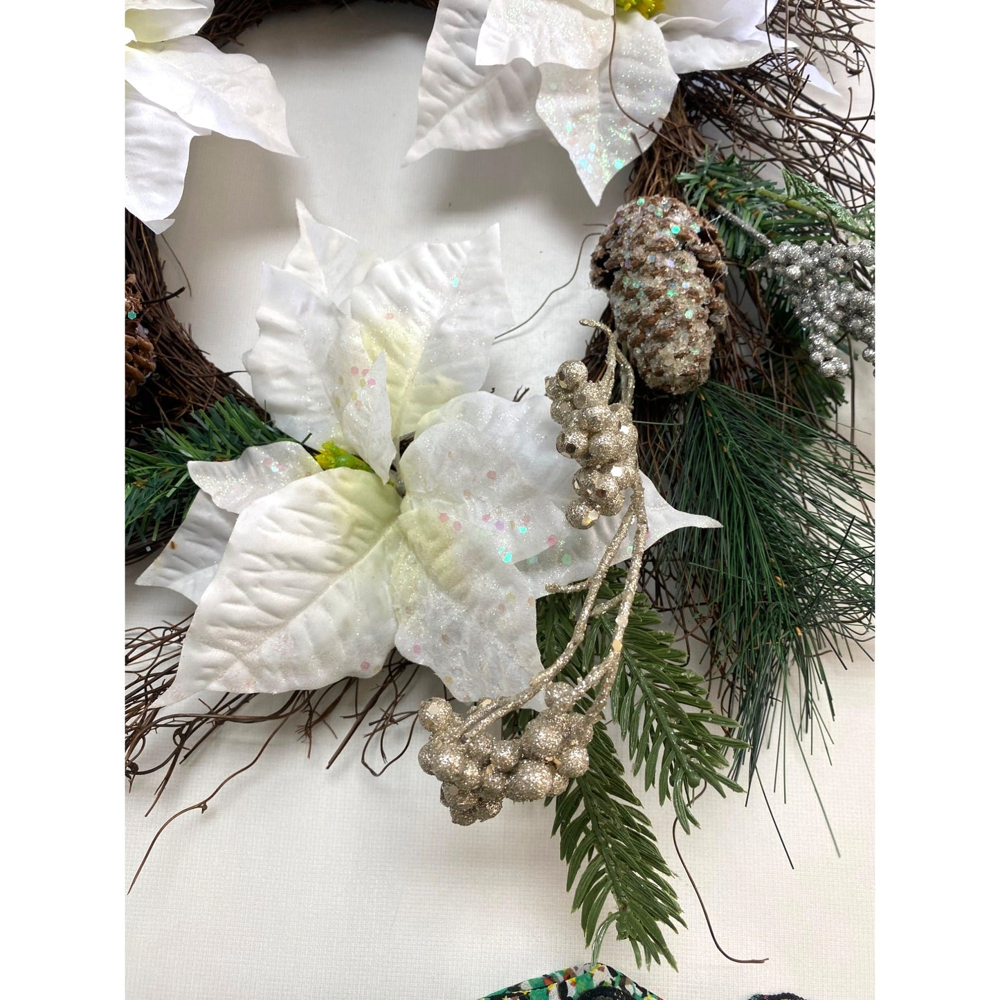 Wreath White Poinsettias