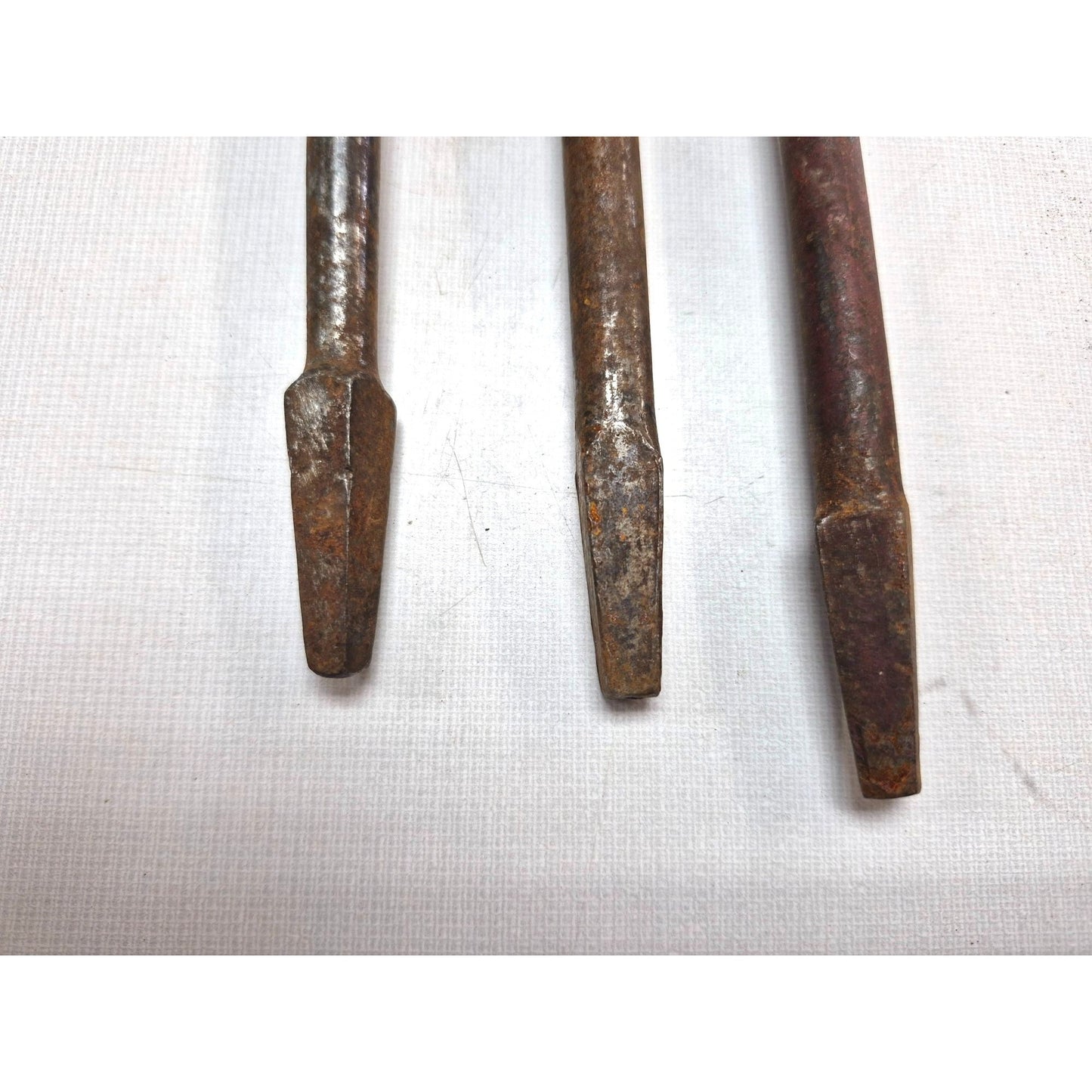 Vintage Adjustable Wood Auger Brace Drill Bits