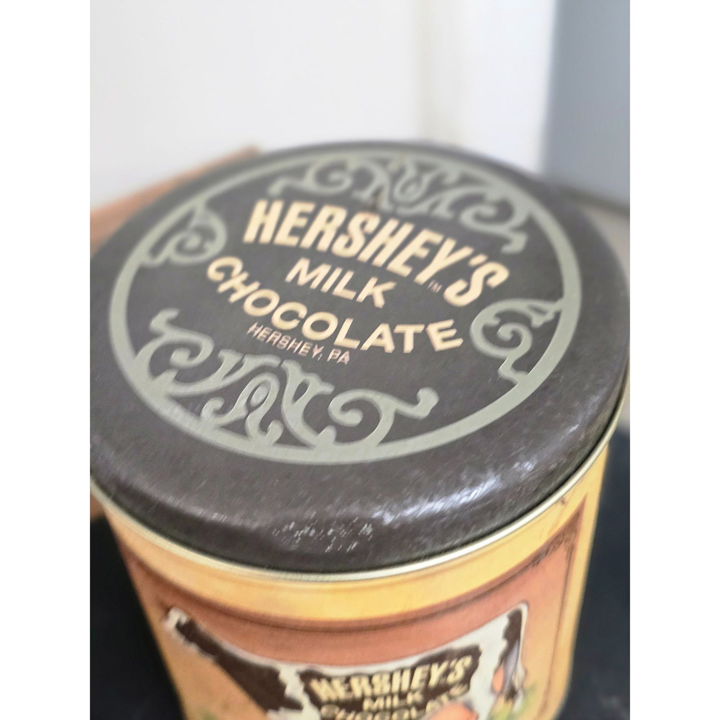 1993 Hershey's Tin Can