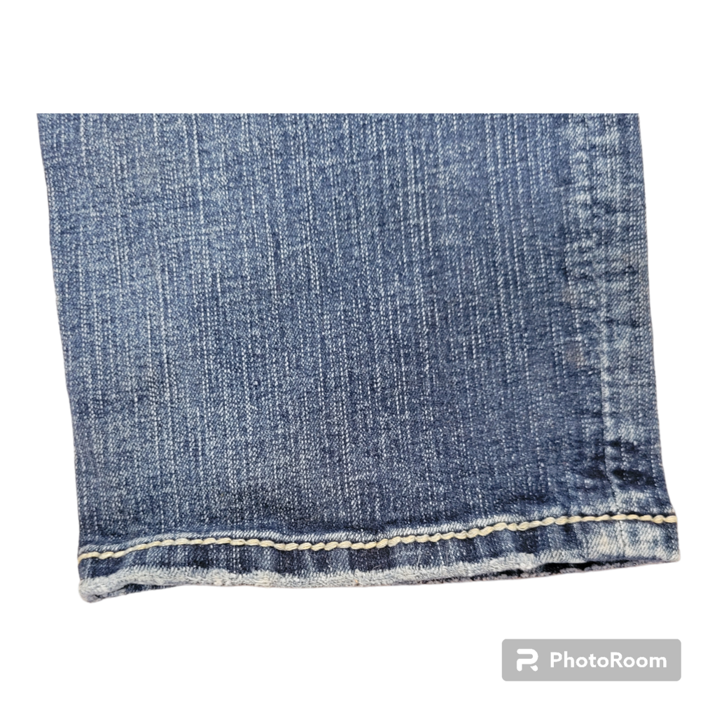 MAURICES jeans women size 13/14 Low Rise Distressed Stretch