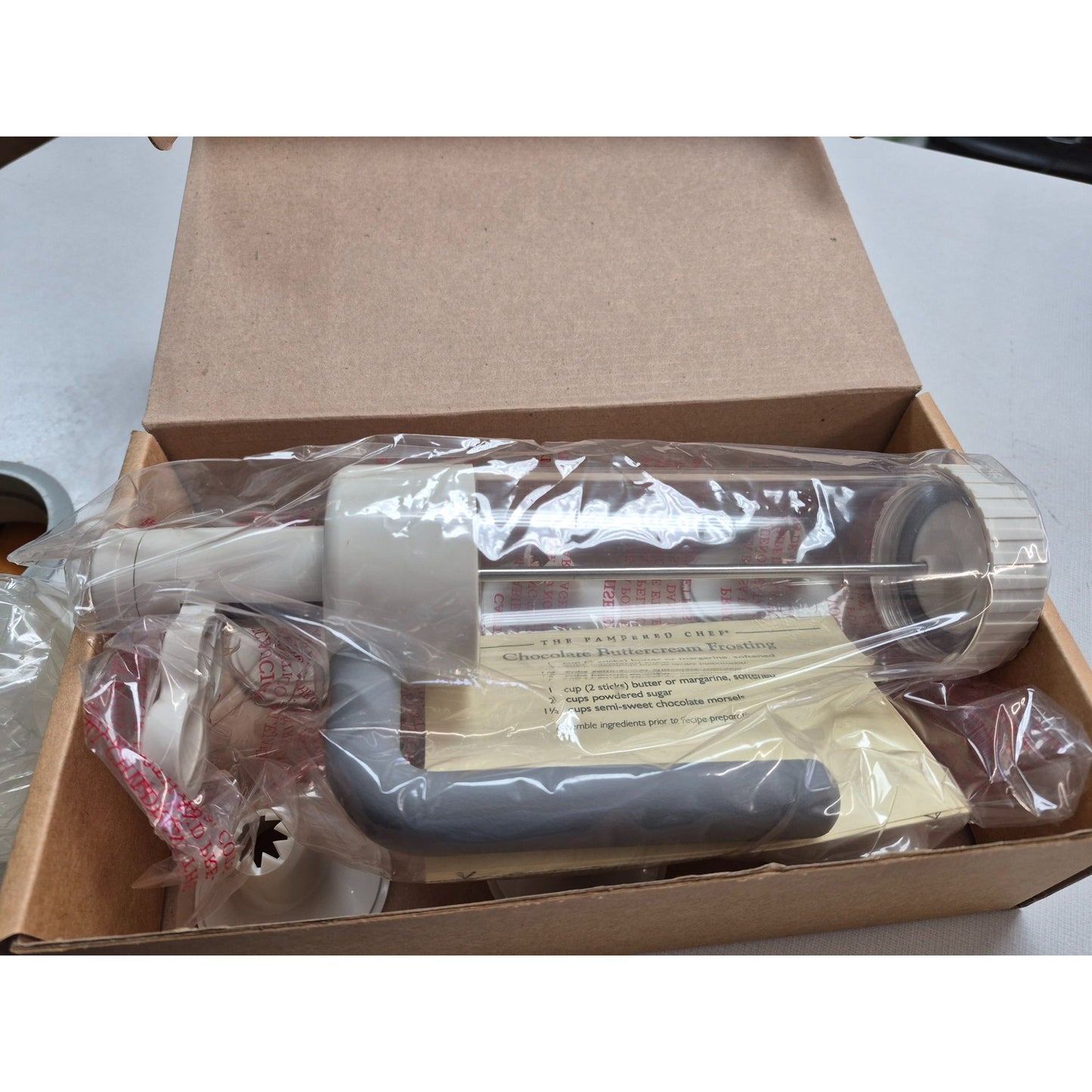 Pampered Chef Easy Accent Decorator 1778 NEW