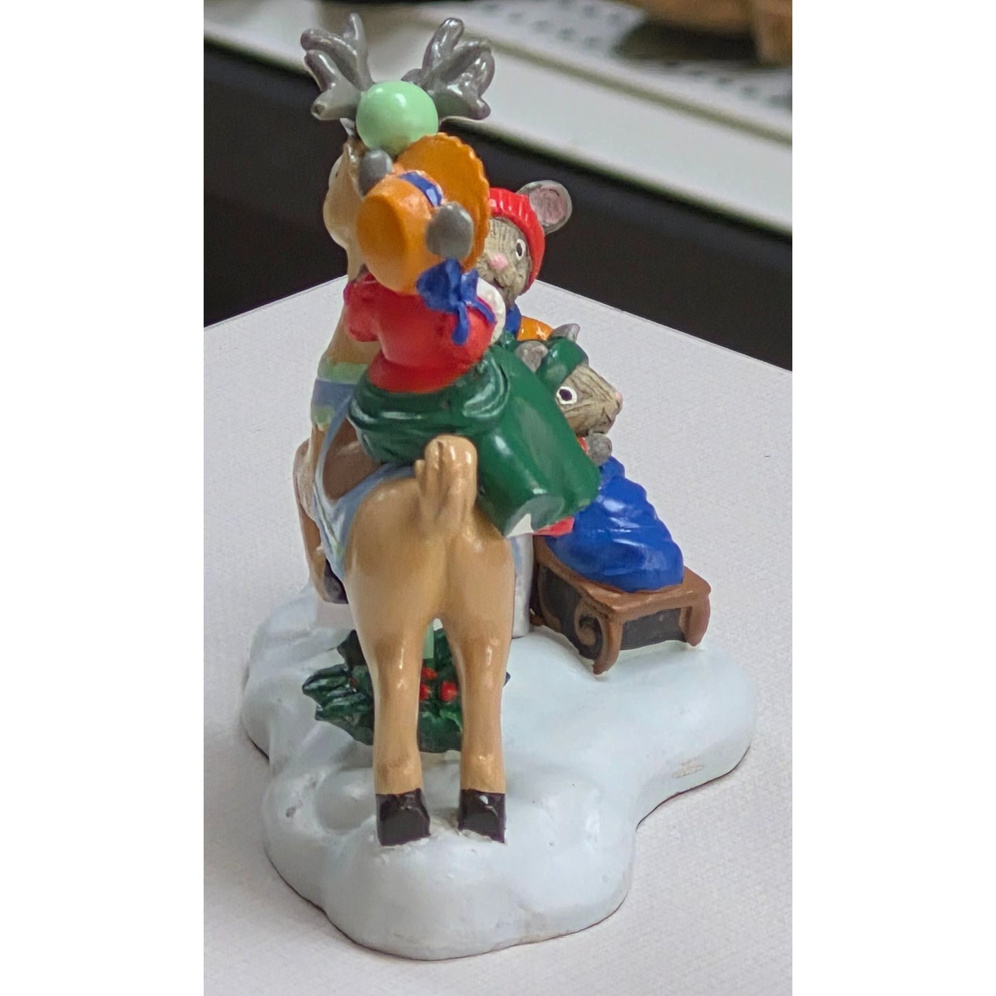 Avon 1993 Kathy Jeffers Christmas Figurine With Deer & Mice On Snow Base
