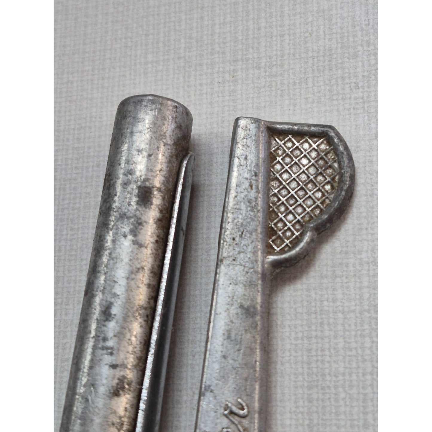 Vintage Pro-Curler Hair Curling Iron Lot Of 2 Metal Manual Curlers