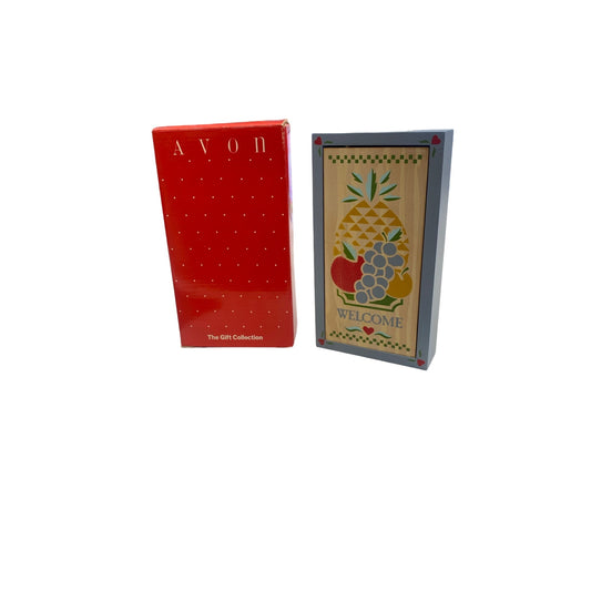 Avon Country Key Plaque