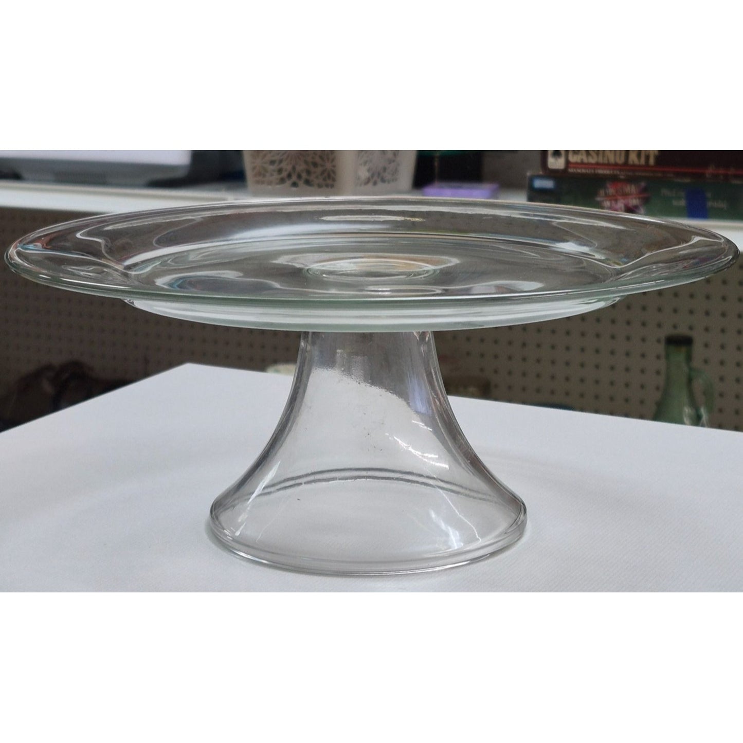 Vintage Clear Glass Cake Stand With Pedestal Base Elegant Design Ideal For Desserts & Displays Durable & Timeless