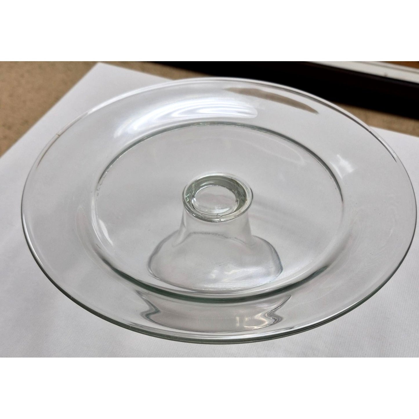 Vintage Clear Glass Cake Stand With Pedestal Base Elegant Design Ideal For Desserts & Displays Durable & Timeless