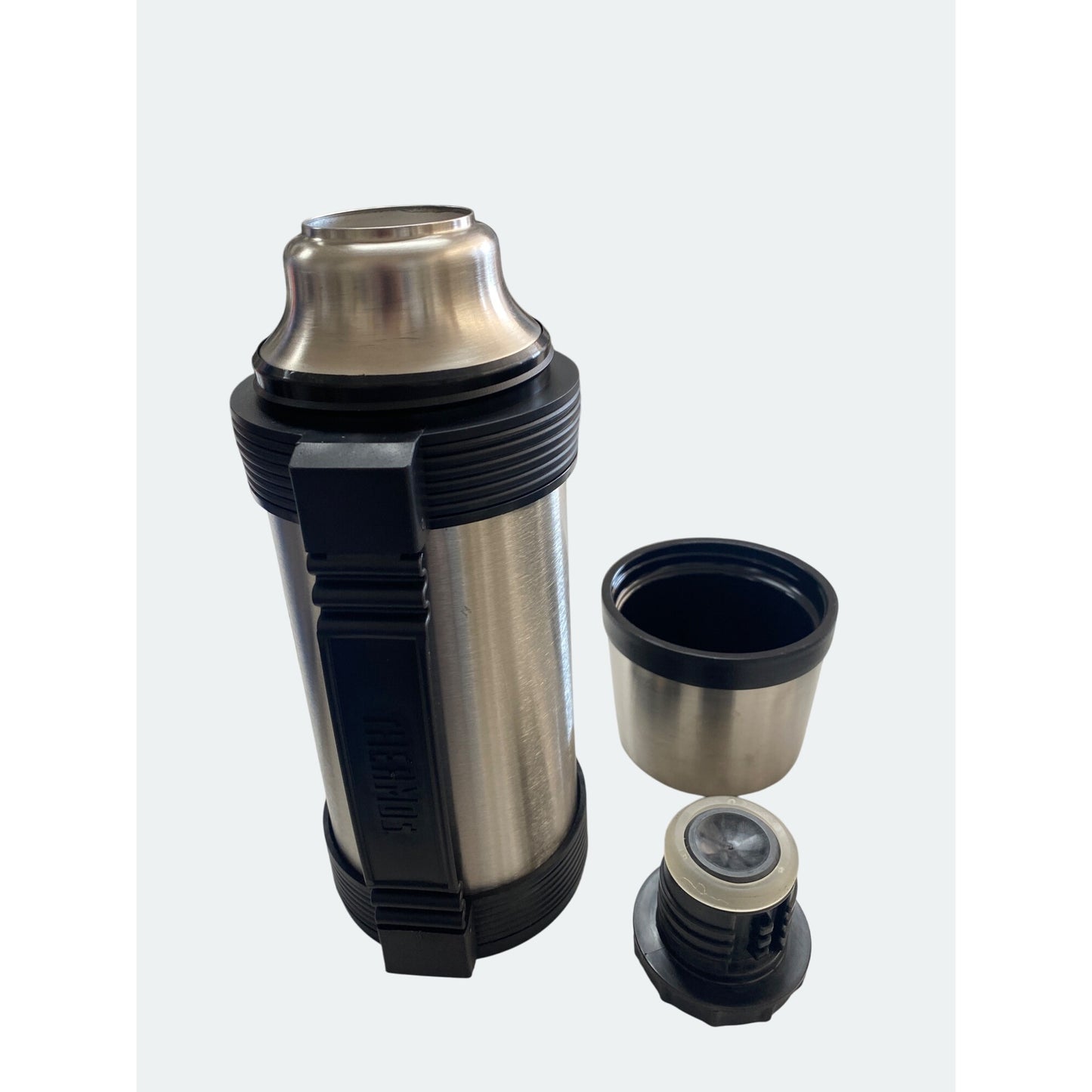 Marlboro Country Store Stainless Steel Vacuum Bottle 1.1 Quart With Insulated Cap & Durable Handle