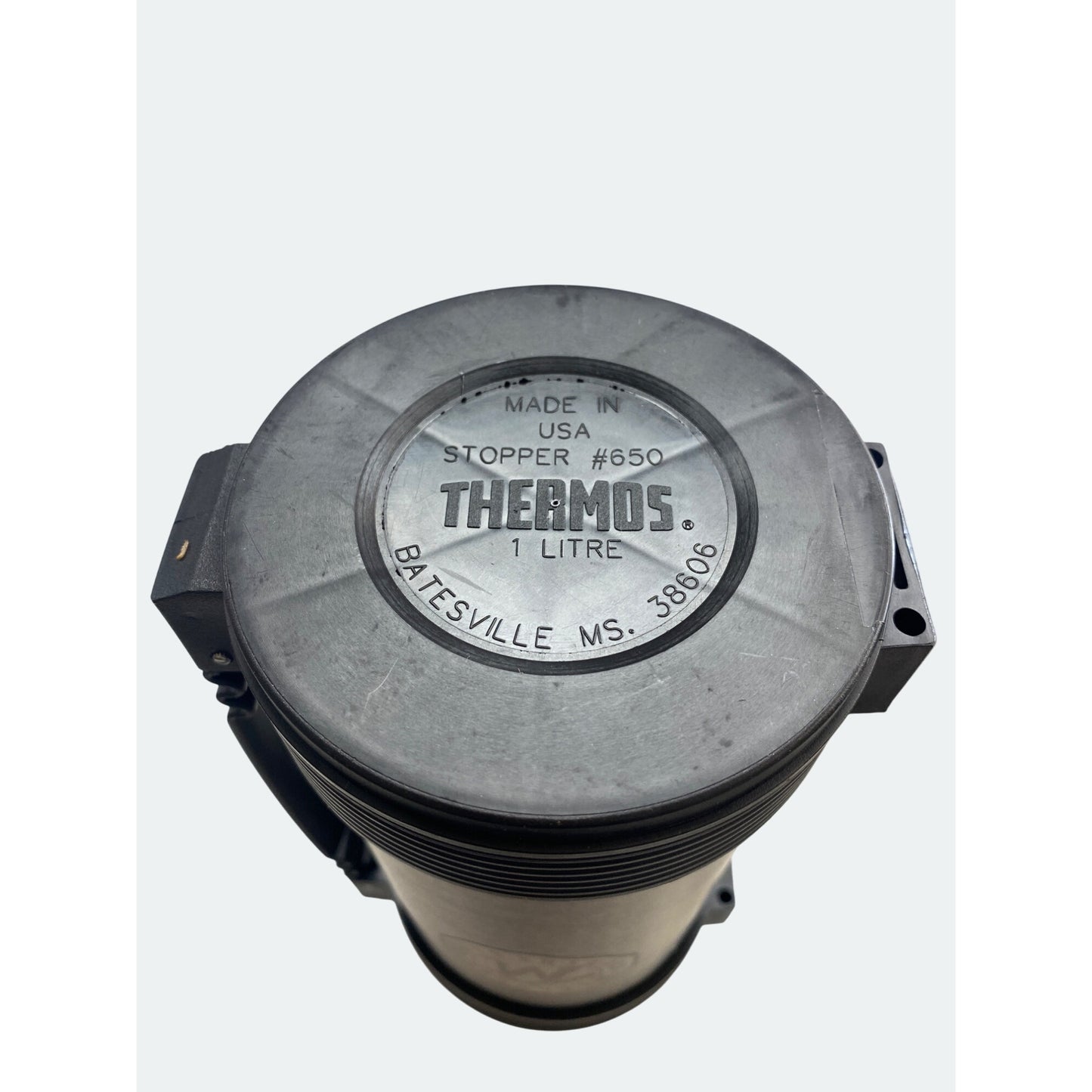 Marlboro Country Store Stainless Steel Vacuum Bottle 1.1 Quart With Insulated Cap & Durable Handle