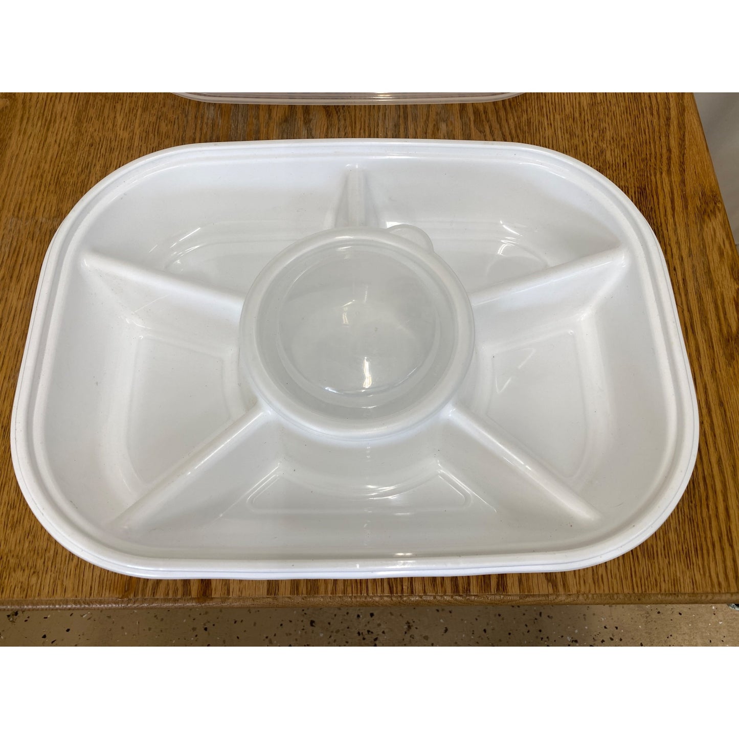 Buddeez Serving Tray With Lid & Dip Section