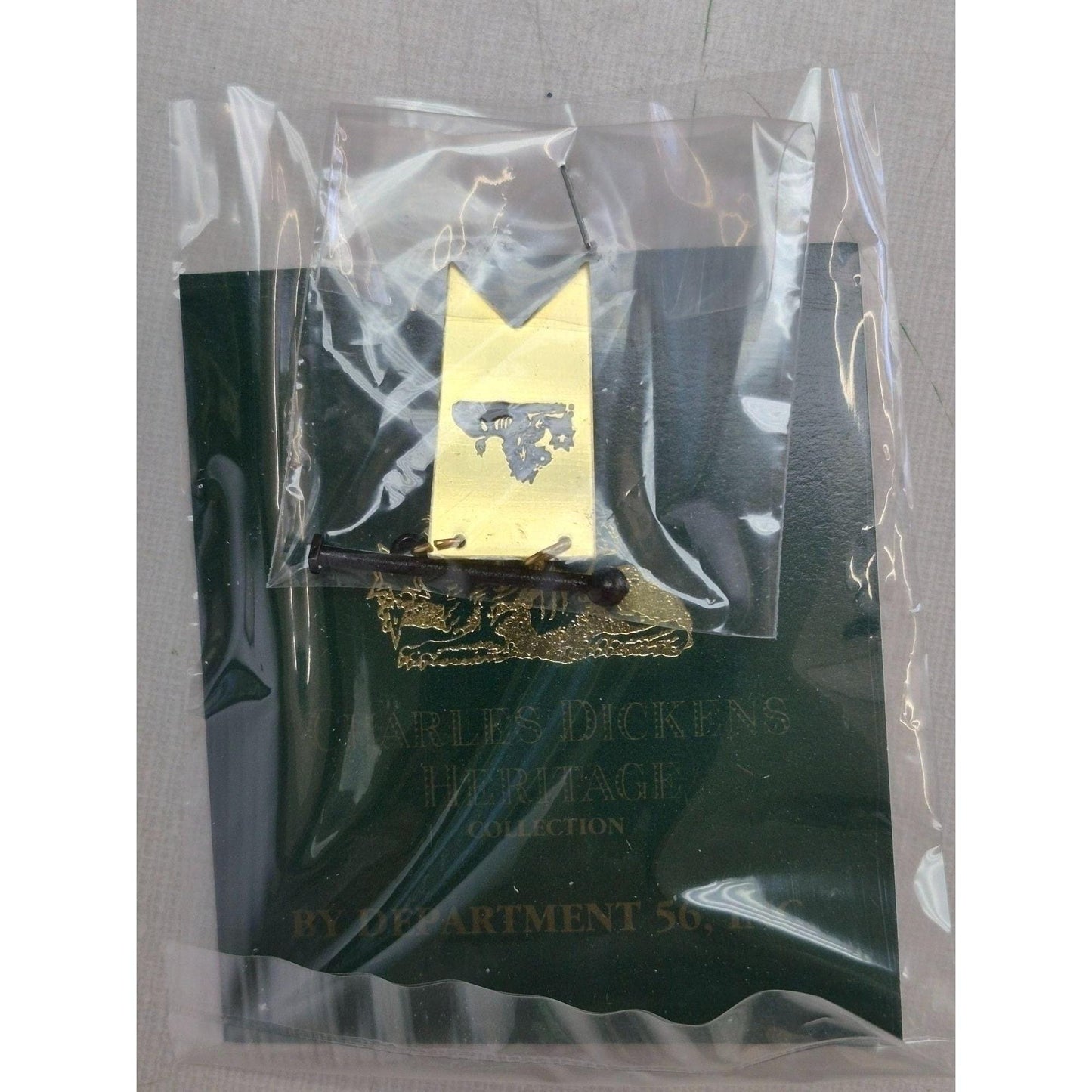 Department 56 Dickens Village Series "The Grapes Inn" 5th Edition 1996