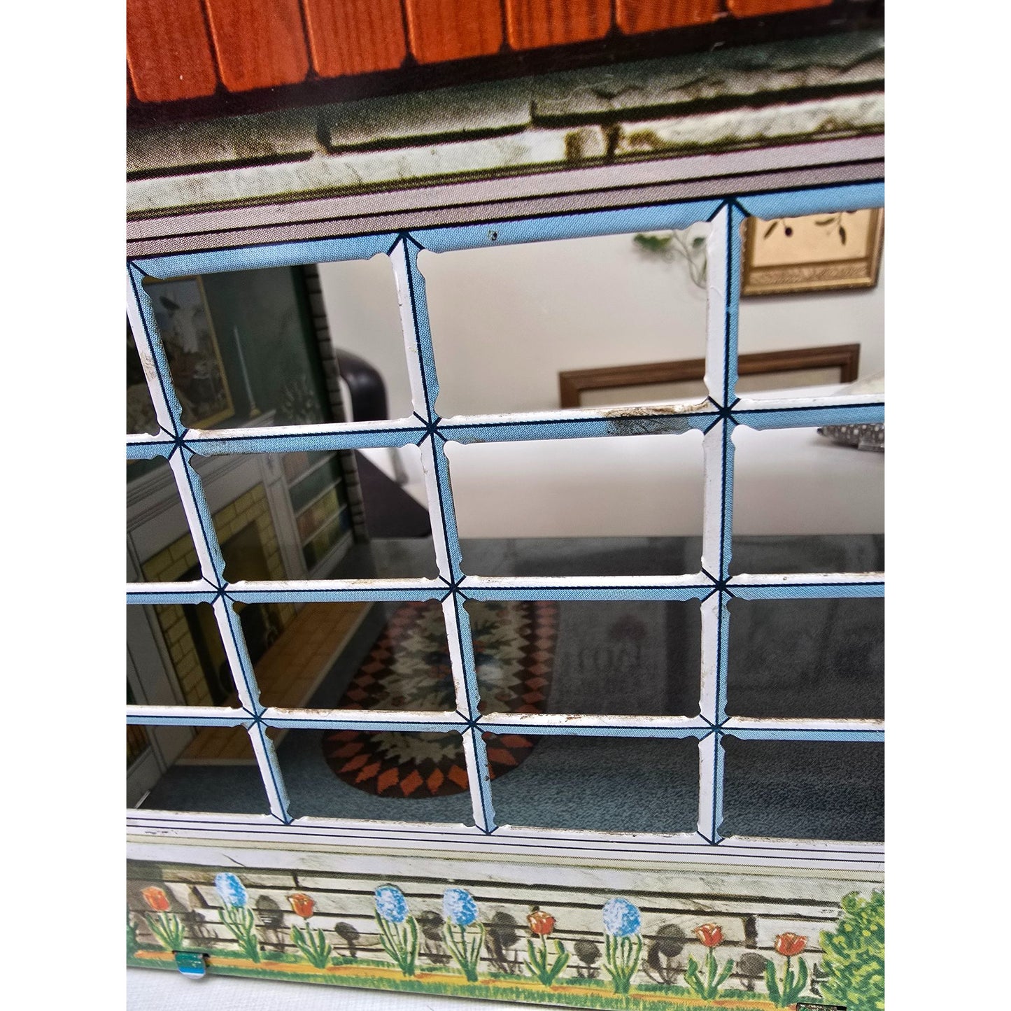 Vintage 1950s Marx Litho Tin Dollhouse