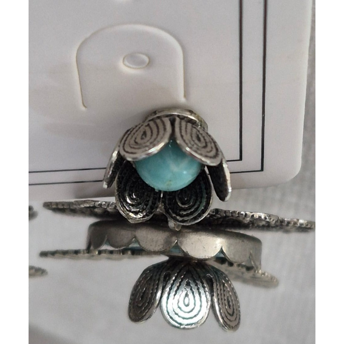 Vintage Screw Back Filigree Earrings