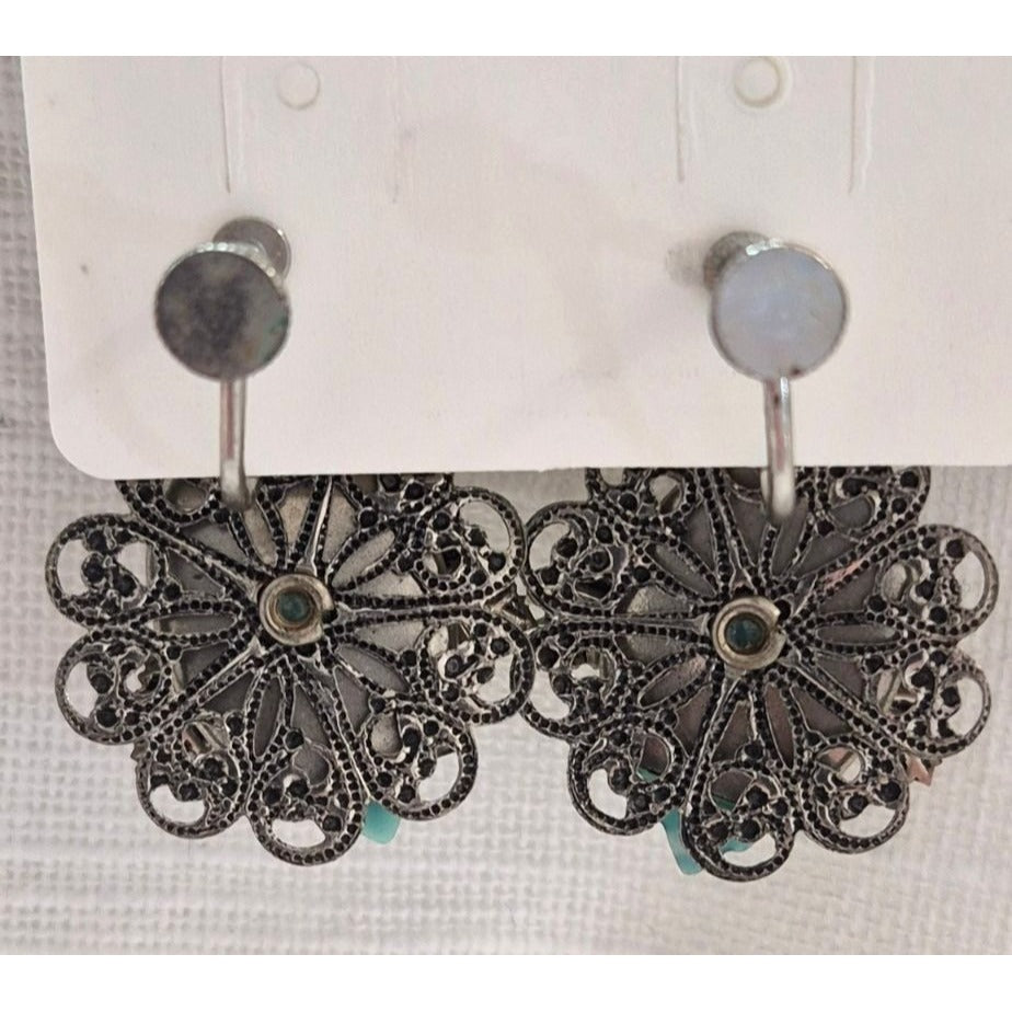 Vintage Screw Back Filigree Earrings