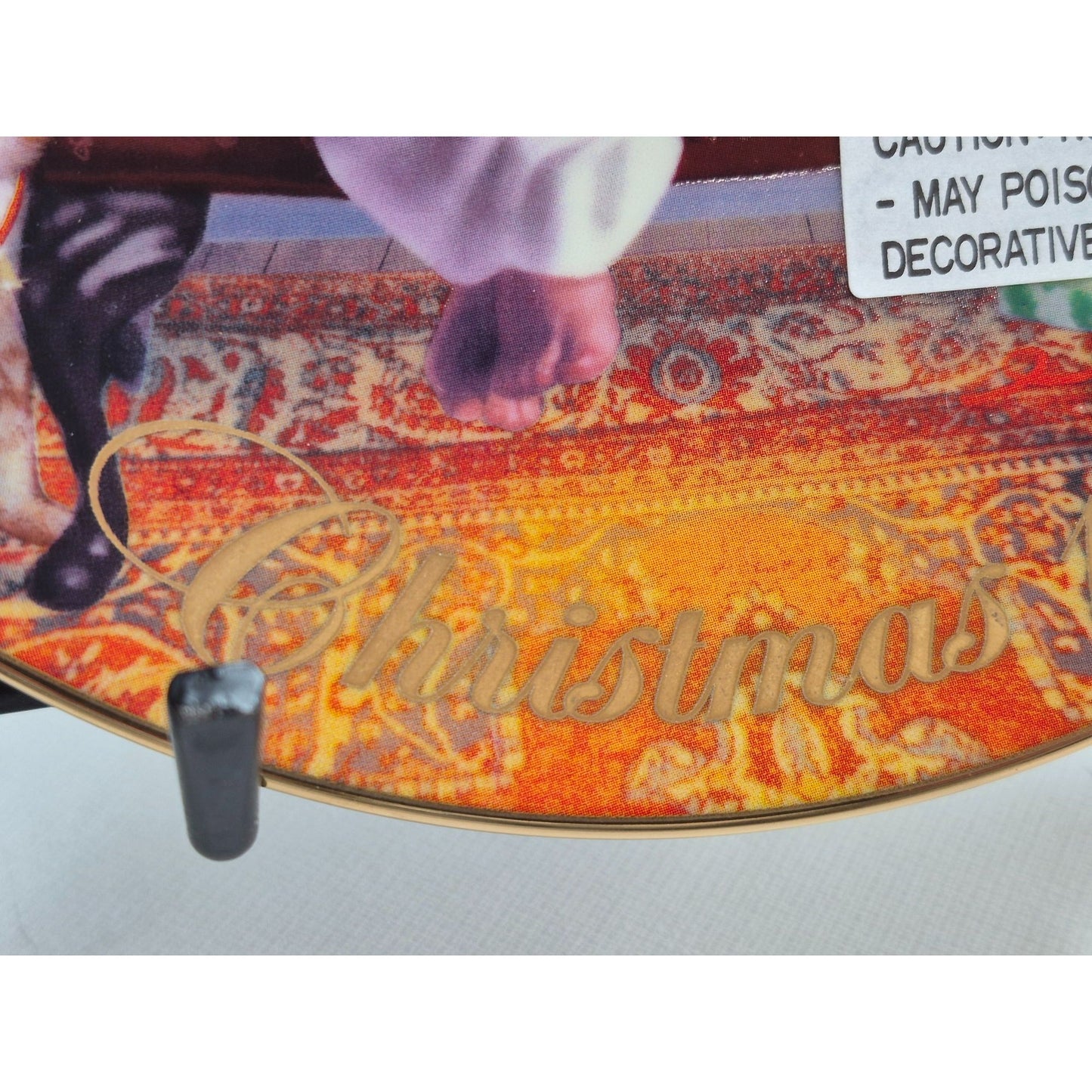 1997 Avon Heavenly Dreams Christmas Plate by Michael Garland 22K Gold Trim Decorative Collectible