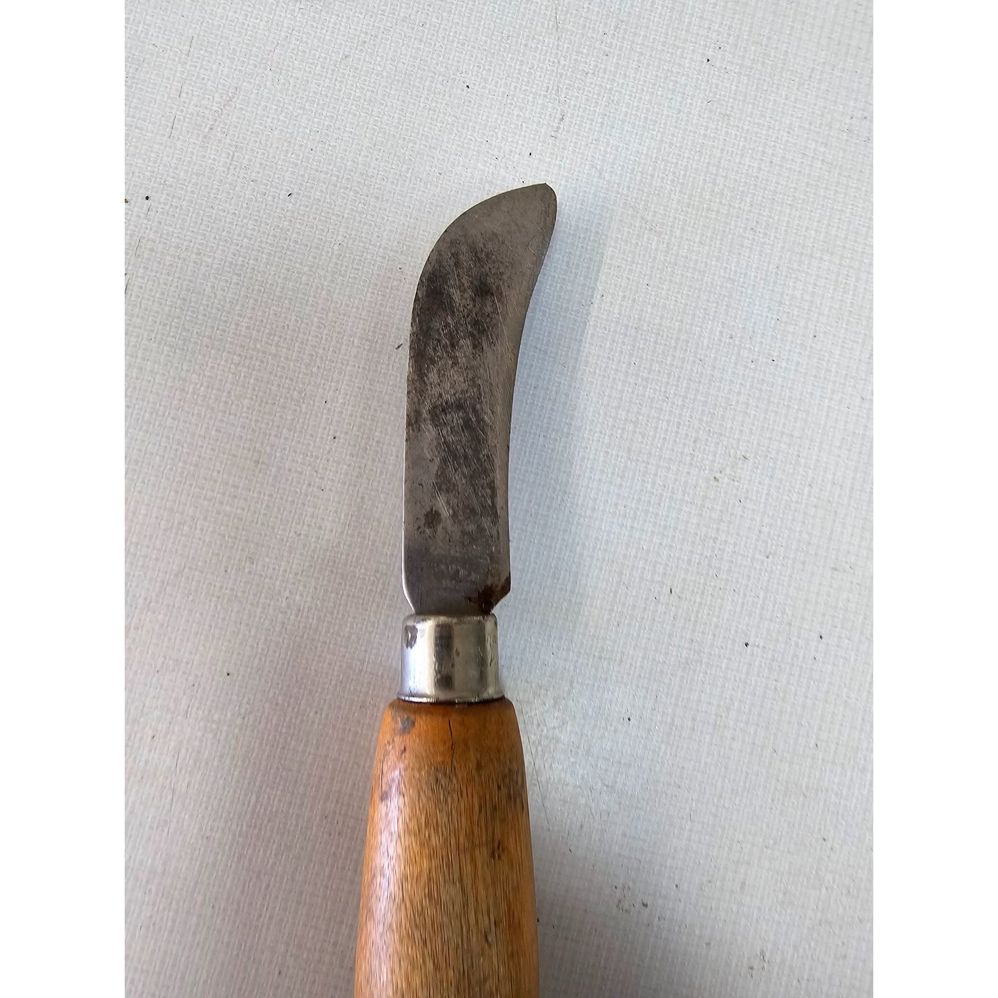 Vintage USA Linoleum Knife – Curved Blade, Wood Handle