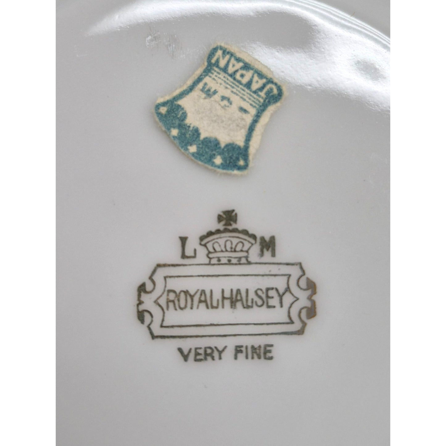 Vintage Lipper & Mann Royal Halsey Fine China Lattice Porcelain Luster Sauce Dish