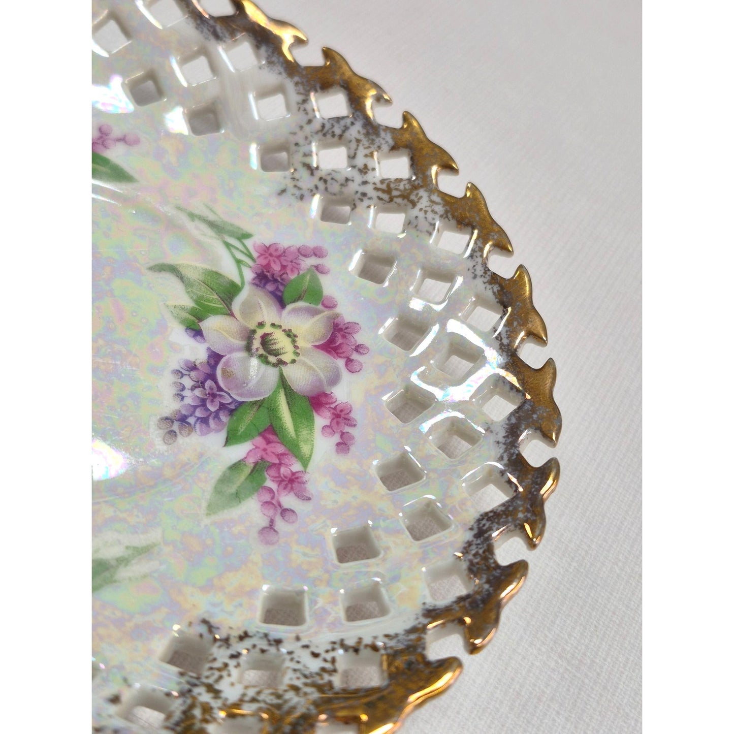 Vintage Lipper & Mann Royal Halsey Fine China Lattice Porcelain Luster Sauce Dish