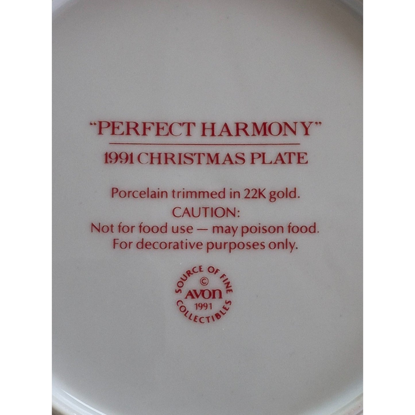 Avon "Perfect Harmony" 1991 Christmas Plate Porcelain & 22K Gold Trim Decorative Holiday Collectible