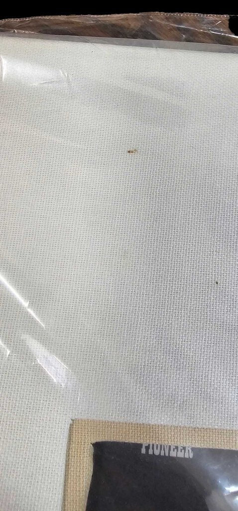 Pioneer Scrapbook Post Style Covers Expansion Pins 12 x 12 White Floral