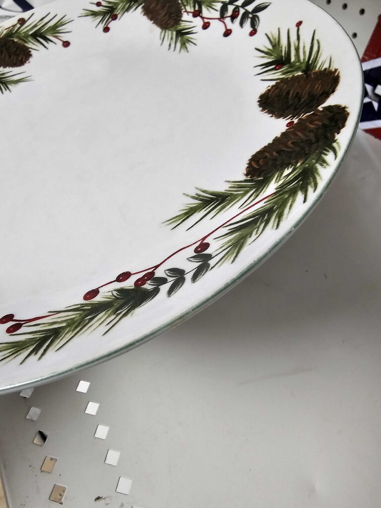 Vintage Pine & Berries Totally Today Dinnerware