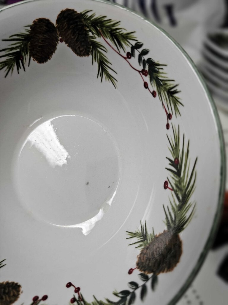 Vintage Pine & Berries Totally Today Dinnerware