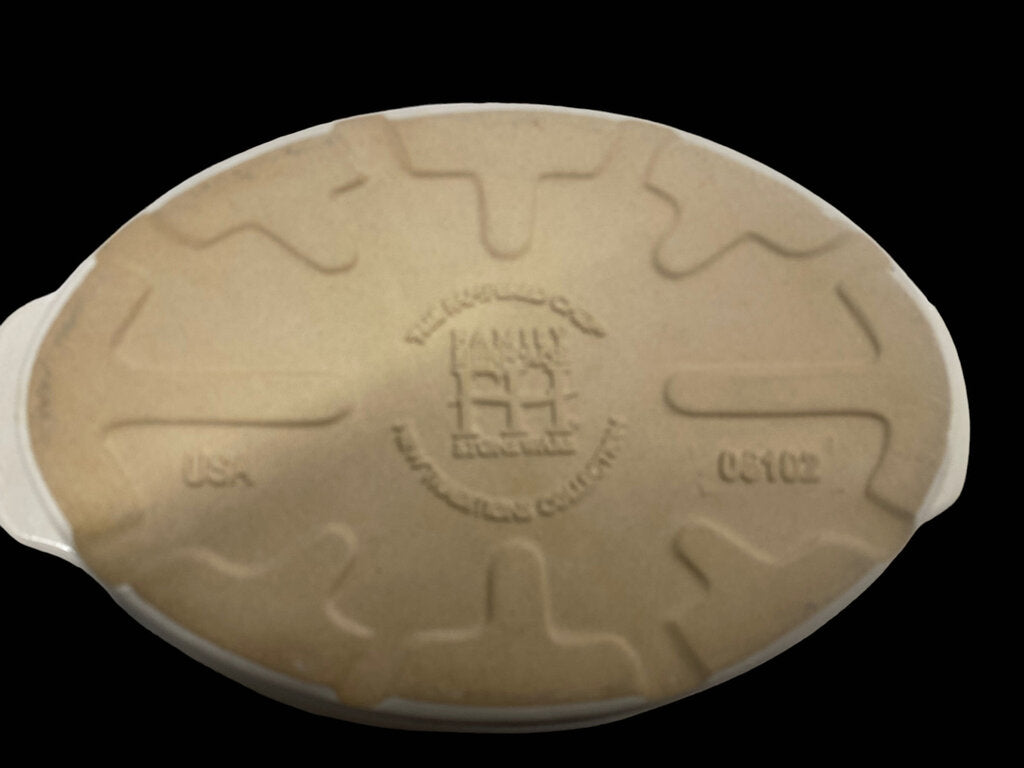 Pampered Chef Oval Baker 8"x6"