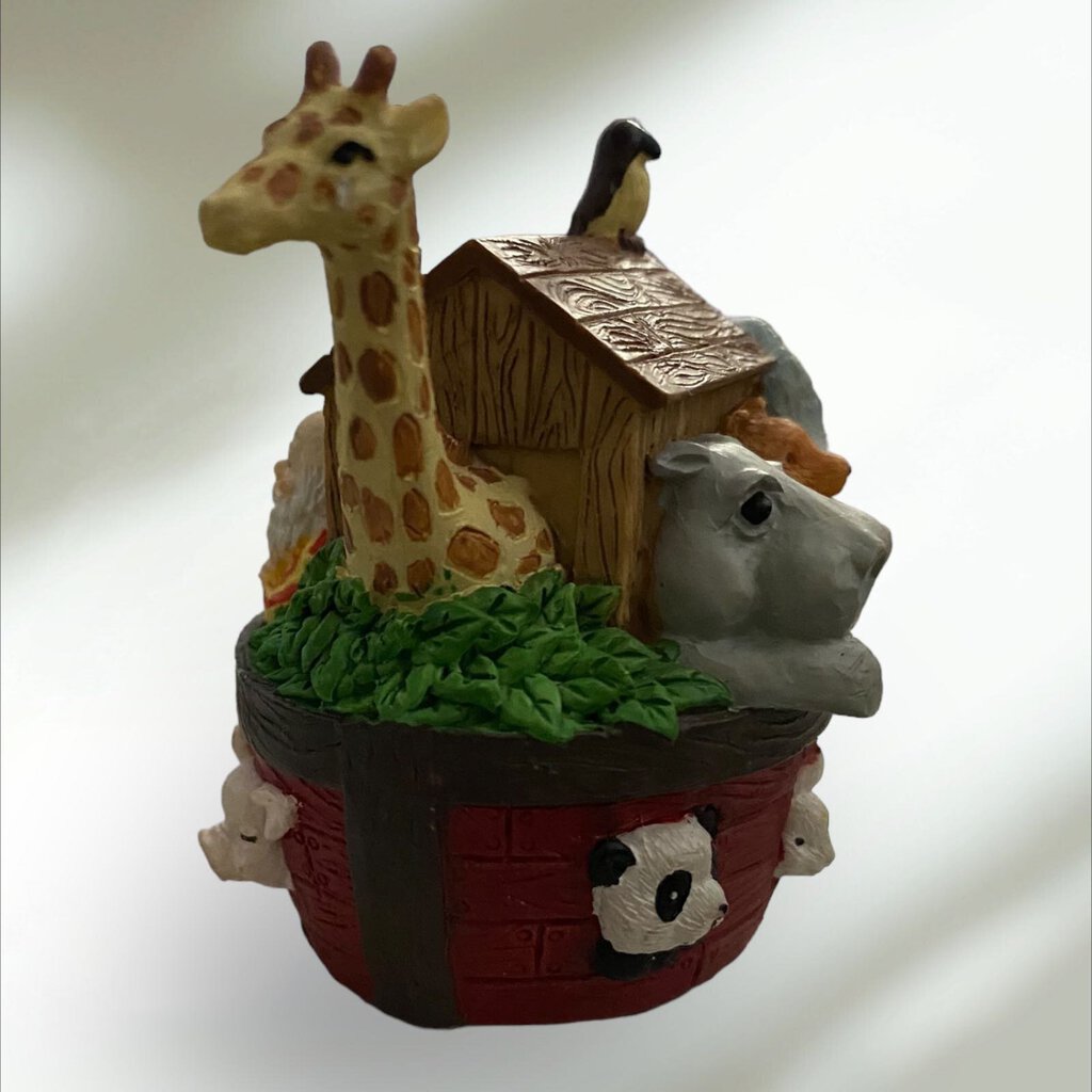 Noahs Ark Figurine 3"x3"