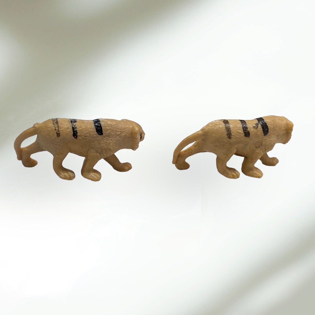 VINTAGE 1993 B. Shackman co. inc. Miniature Noah's Ark Set Plastic Animals